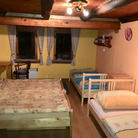 Medvedi Boudy Villa Loucna pod Klinovcem Exterior photo